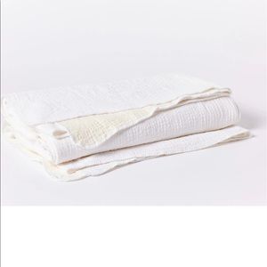 Coyuchi organic cotton snug blanket white king